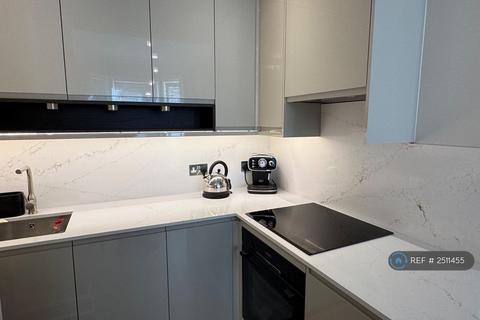 2 bedroom flat to rent, Terrace, London, SW10