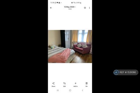 undefined, The Grove, Isleworth, TW7