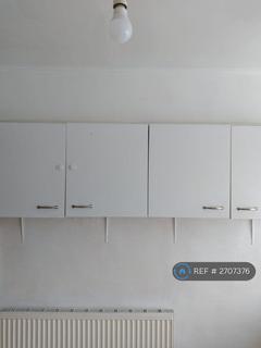 3 bedroom maisonette to rent, Sunningdale Avenue, Feltham, TW13