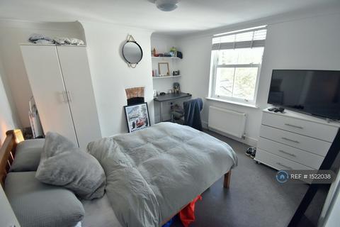 undefined, Donnington Road, Reading, RG1