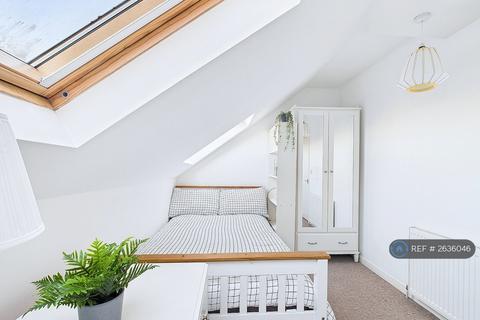 1 bedroom in a house share to rent - Bath Road, Arnos Vale, Bristol, BS4