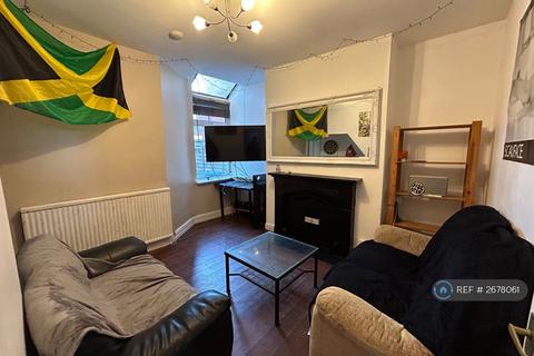 4 bedroom terraced house to rent, Moseley Road, Fallowfield, Manchester, M14