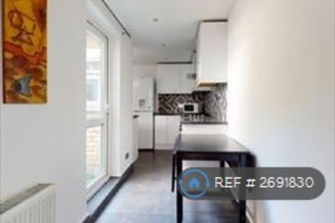 undefined, Putney Bridge Road, London, SW18