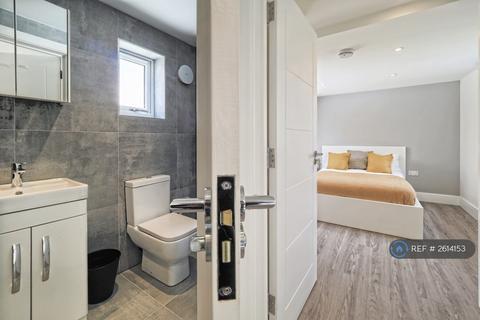 undefined, St. Johns Road, Watford, WD17