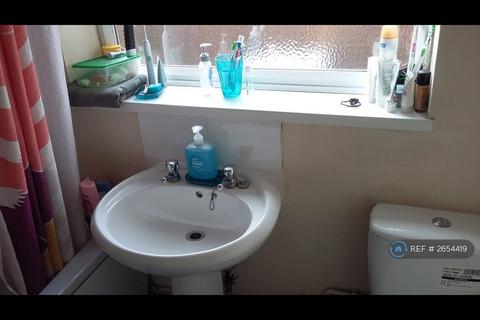 3 bedroom terraced house to rent, Claude Street, Nottingham, NG7