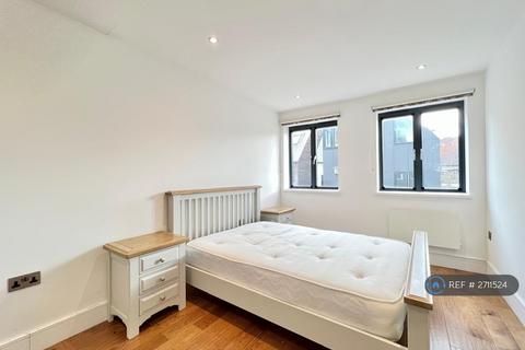 1 bedroom flat to rent, Bermondsey Wall East, London, SE16
