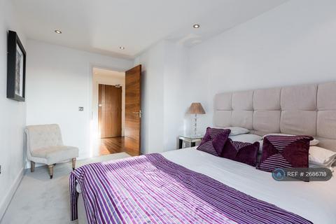 undefined, Ivy House, London, E1
