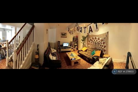 6 bedroom terraced house to rent, Student House - North Rd, Bristol, BS6
