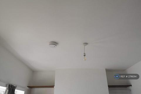 4 bedroom terraced house to rent, St. Martins Place, Brighton, BN2