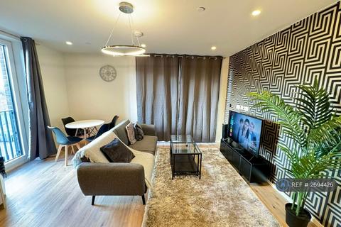 2 bedroom flat to rent, Curlew House, London, E14