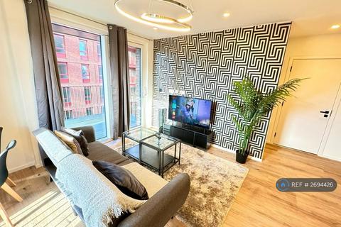 2 bedroom flat to rent, Curlew House, London, E14