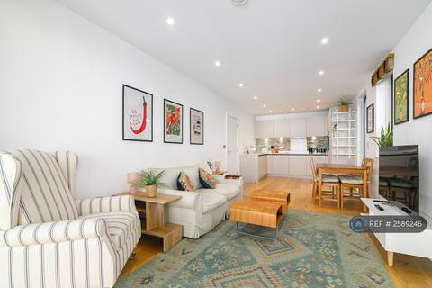 2 bedroom flat to rent, Milliner House, London, E3