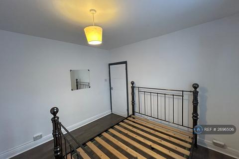 undefined, Upper Park Road, London, N11