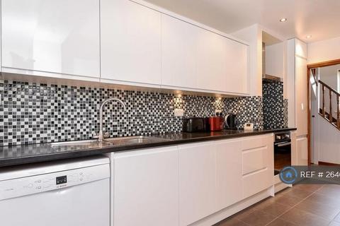 undefined, Dupont Road, London, SW20