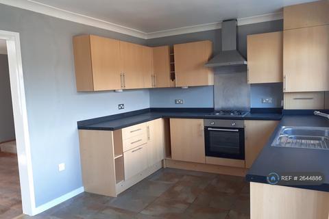 3 bedroom detached house to rent, Withies Road, Gosport, PO13