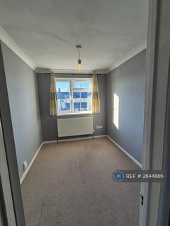 3 bedroom detached house to rent, Withies Road, Gosport, PO13