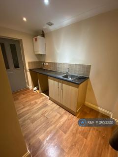 5 bedroom terraced house to rent, Spring Place Gardens, Mirfield, WF14