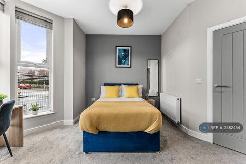 1 bedroom in a house share to rent, Loughborough Road, West Bridgford, Nottingham, NG2