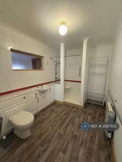 2 bedroom flat to rent, Beaufort Court, Burnham-On-Sea, TA8
