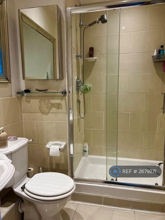 The En-Suite