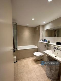 1 bedroom in a flat share to rent, Georges Square, Redcliffe, Bristol, BS1
