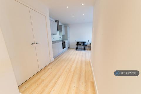 1 bedroom flat to rent, Mowlem Street, London, E2