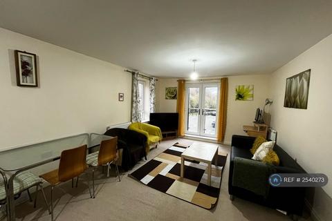2 bedroom flat to rent, Sinclair Drive, Basingstoke, RG21