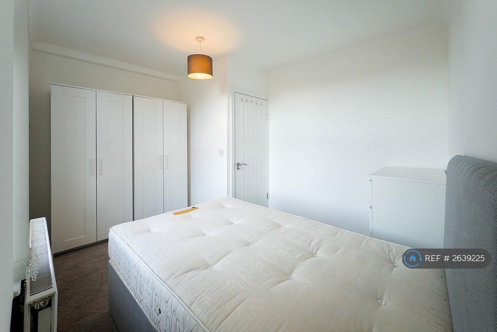 Rear Bedroom