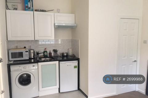 undefined, Lindore, Battersea, SW11