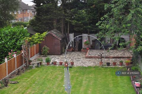 undefined, Kenilworth Avenue, Romford, RM3