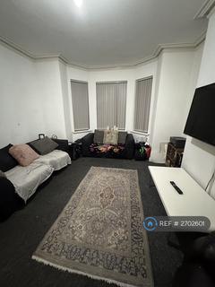 5 bedroom terraced house to rent, Elleray Road, Salford, M6