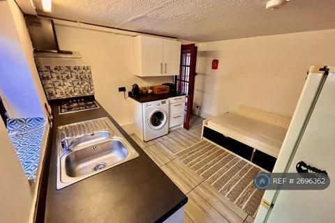 undefined, Zinzan Street, Reading, RG1