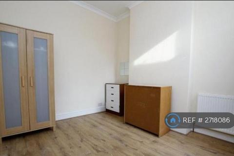 undefined, Arcadian Gardens, London, N22