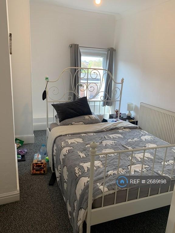 Double Bedroom