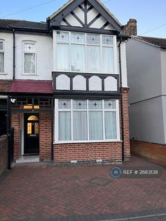 undefined, Alexandra Ave, Luton, LU3