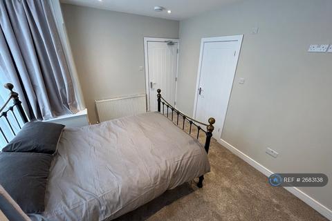 undefined, Alexandra Ave, Luton, LU3