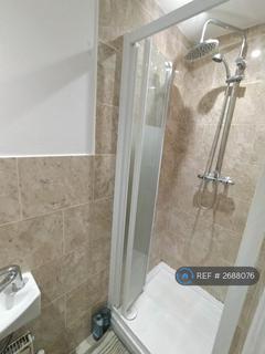 1 bedroom in a house share to rent, North Holme Court, Northampton, NN3