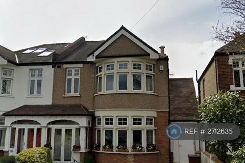 4 bedroom detached house to rent, Jersey Road, Isleworth, TW7