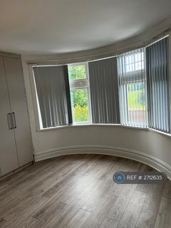 4 bedroom detached house to rent, Jersey Road, Isleworth, TW7