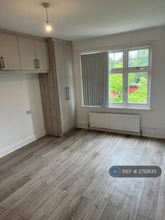 4 bedroom detached house to rent, Jersey Road, Isleworth, TW7