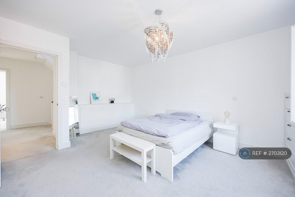 Large Bedroom