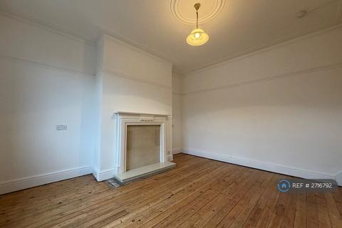 undefined, Parkfield Mount, Leeds, LS11