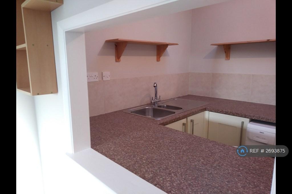 Hatch From Living Room To Kitchen