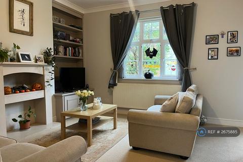 2 bedroom terraced house to rent, Johnston Terrace, London, NW2