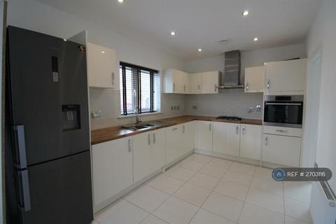 4 bedroom detached house to rent, Wintergreen Close, Didcot, OX11