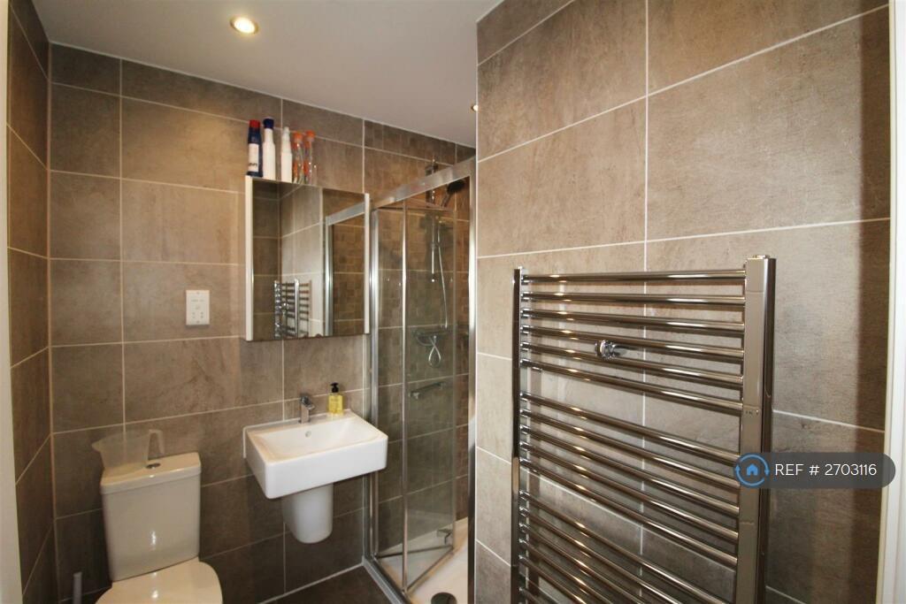Ensuite