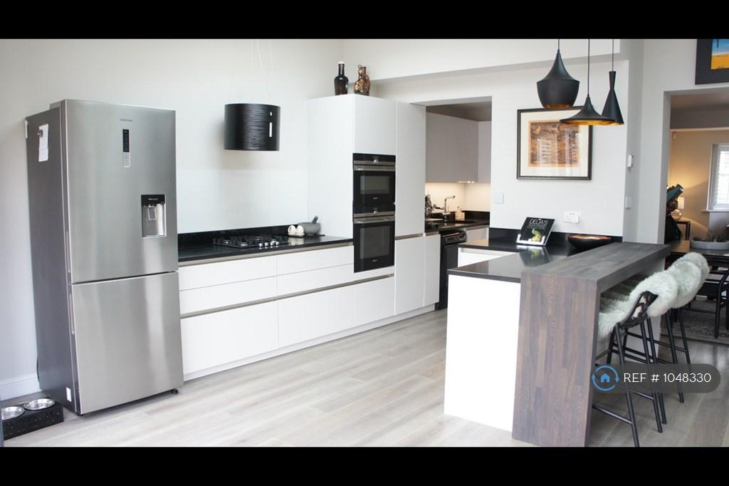 Open Plan Kitchen With Breakfast Bar