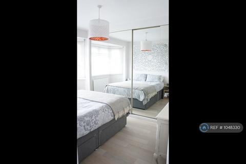 undefined, Shaldon Drive, Morden, SM4