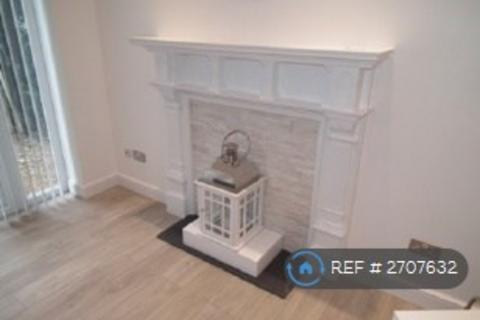 3 bedroom flat to rent, Staverton Road, London, NW2