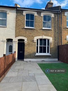 1 bedroom in a house share to rent, Friern Road, Dulwich, Peckham,Brixton,Camberwell,Nunhead, SE22